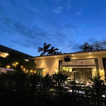 Kingston Resort Канпур Экстерьер фото