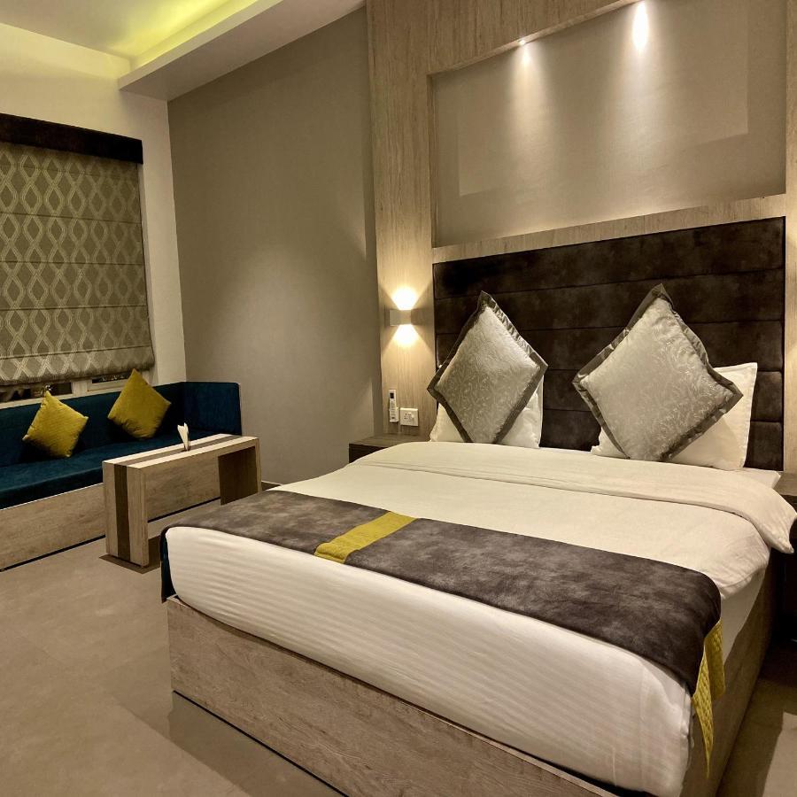 Kingston Resort Канпур Экстерьер фото